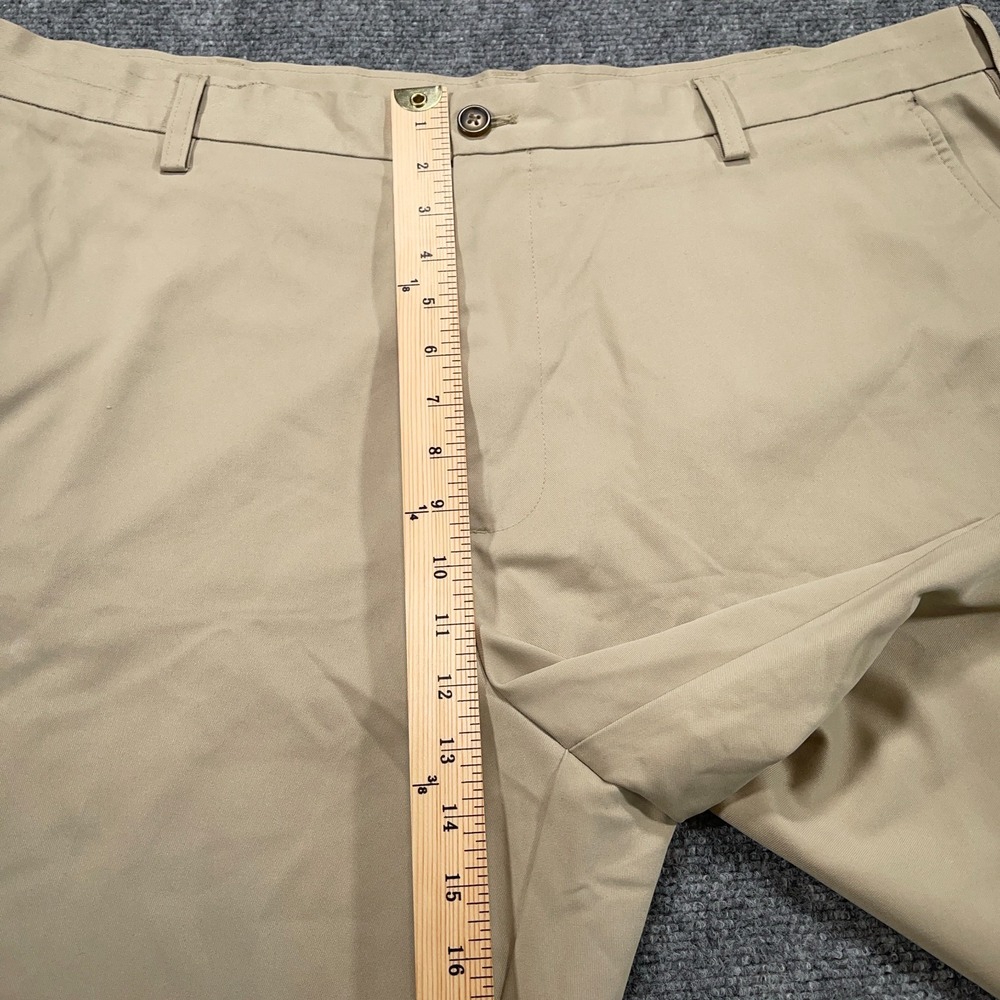 IZOD Chino Shorts Casual Mens 42" Khaki Stretch 9" Inseam Flat‎ Front Pockets - Picture 11 of 12